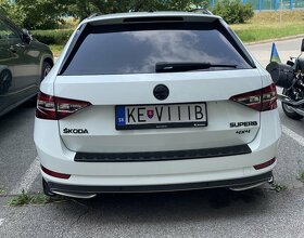 Znak skoda cierny -Znak Farebny znaky farebne SKODA VRS - 16