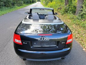 Audi A4 Cabriolet 2.4 V6 multitronic - 16