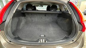 Volvo V60 Cross Country D4 4x4,  REZERVOVANE - 16