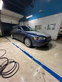 Volvo V70 2.4 D5 AT - 16