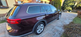 Volkswagen Passat Alltrack 2.0 TDI 4MOTION DSG Business - 16