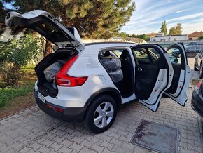 Volvo XC40 D3 Momentum M6 150k (diesel) kup. SR - 16