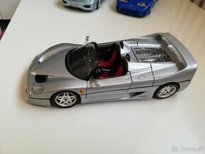 1:18 predam Ferrari+Bugatti Bburago - 16