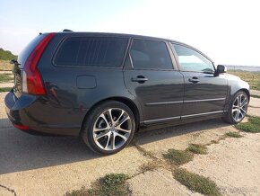 Volvo v50 - 16