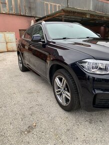 BMW X6 xDrive40d , 70.000km TOP stav - 16