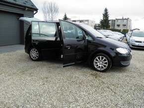 Volkswagen Touran 1.9 TDI BLUE MOTION Trendline - 16