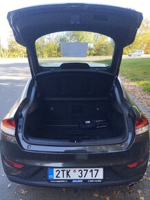 Hyundai i30 Automat, Diesel, 100Kw, r.v.2019/08 - 16