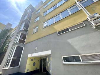 Predaj 3 izbový  nadštandardný byt (84 m2) v Petržalke s par - 16