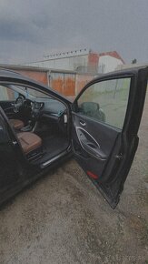 Hyundai Santa Fe 2,2 Crdi Premium rezervované - 16