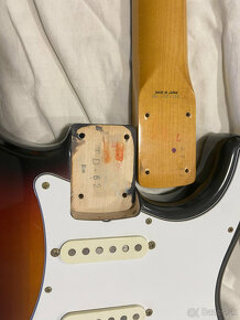 Fender Stratocaster vintage 62 MIJ, 1989 - 16