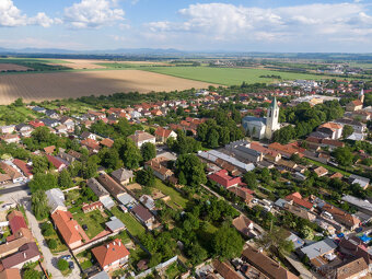 Rovinatý stavebný pozemok v centre | Moldava nad Bodvou - 16