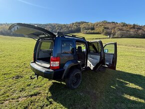 Jeep Cherokee kk 2,8 crd 2008 - 16