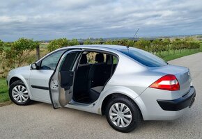 Renault Megane 1.4 16V 72KW/98PS R.V.04/2005 - 16