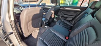 Volkswagen Passat Variant 2.0 TDI VirtualCockpitPanoramaA - 16