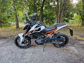 KTM 125 Duke r.v. 2017 - 16