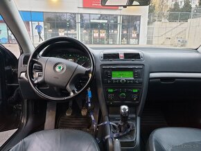 Škoda Octavia Combi 1,9 Tdi nová STK EK ťažné 241tis km - 16