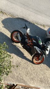 KTM rc125 - 16