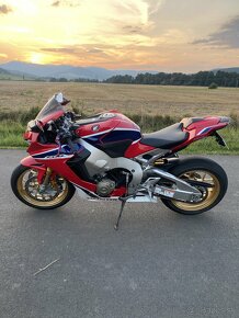 HONDA CBR 1000 RR SP1, 9/2020, 8866 km - 16