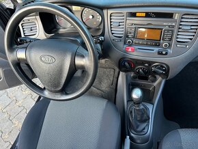 Kia Rio 1.4 LX benzín - 16