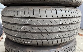 Original letná sada Hyundai i30 5x114,3 R16 205/55 R16 - 16