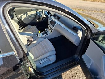 Volkswagen Passat Variant 2.0 TDI Highline DSG - 16