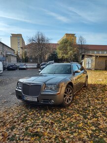 Chrysler 300C Touring - 16