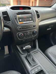 Kia Sorento 2.2CRDi 145kw Automat Panorama AWD(4x4) Facelift - 16