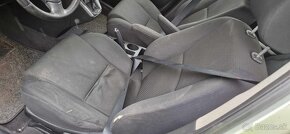 Toyota Corolla Verso 2001 - 16