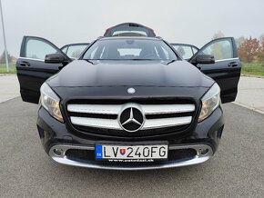 Mercedes-Benz GLA 220 d 4Matic - 16