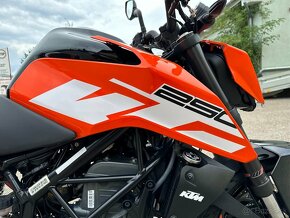 2017 KTM DUKE 250 ABS prodej na ND, naj. 7 km - 16