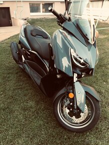 Yamaha XMax Tech max 125 - 16