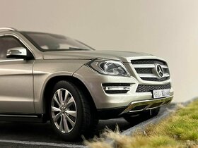 1:18 Mercedes-Benz GL-Class (X166) - NOREV - 16