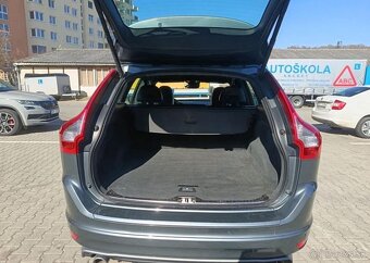 Volvo XC60 2.4D D5,162KW,AWD,R-DESIGN,DPH nafta automat - 16