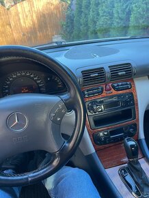 Mercedes Benz C220 CDI - 16