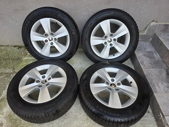 Zimne kolesa Skoda 5x112 r16 215/60 r16 - 16