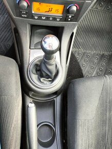 Predám Citroen C4 ,2010 - 16