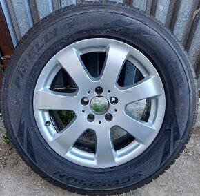 Originálna sada Mercedes 5x112 r17 + Pirelli 235/65 r17 - 16