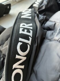 MONCLER luxusná bunda - 16