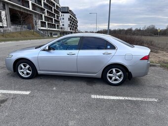 Honda accord 2.2d - 16