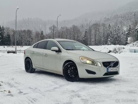 Volvo s60 d5 2.4 awd - 16