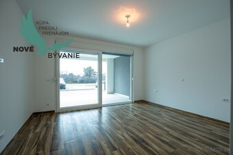 Apartmán len 300m od mora 3x spálňa v Chorvátsku na ostrove  - 16