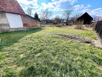 Na predaj krásny zrekonštruovaný rodinný dom v obci Poluvsie - 16