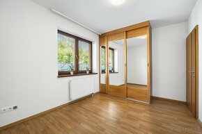 Na predaj | 5 izbový rodinný dom 140 m² s terasou - Tureň - 16
