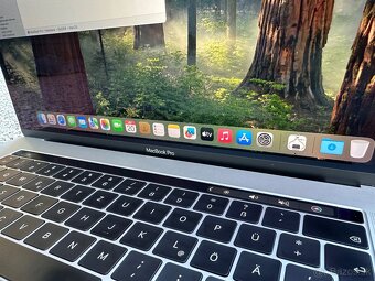 MacBook Pro 15” 2018, 512Gb SSD, i7, 13Cyklů baterie - 16