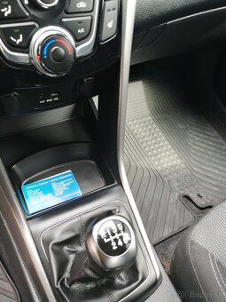 Predám Hyundai i30 r.v. 2013 - 16