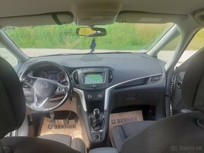 Opel Zafira Tourer - 16