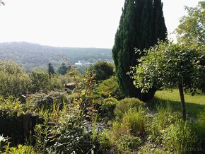 Predám pozemky a dom s výhľadom na Karlovu Ves - 16