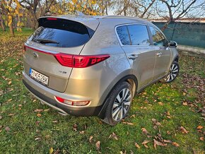 KIA Sportage 2.0 CRDi HP 4WD 185k AT GT-Line r.2016 - 16