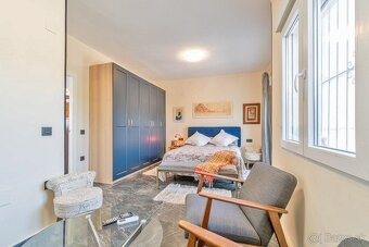 Dvoupodlažní rodinný dům 5+kk o užitné ploše 67 m² ŠPANĚLSKO - 16