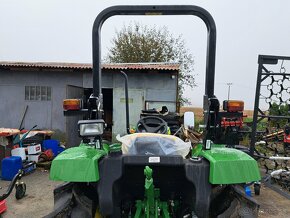 JOHN DEERE 3036E 4X4 - 16